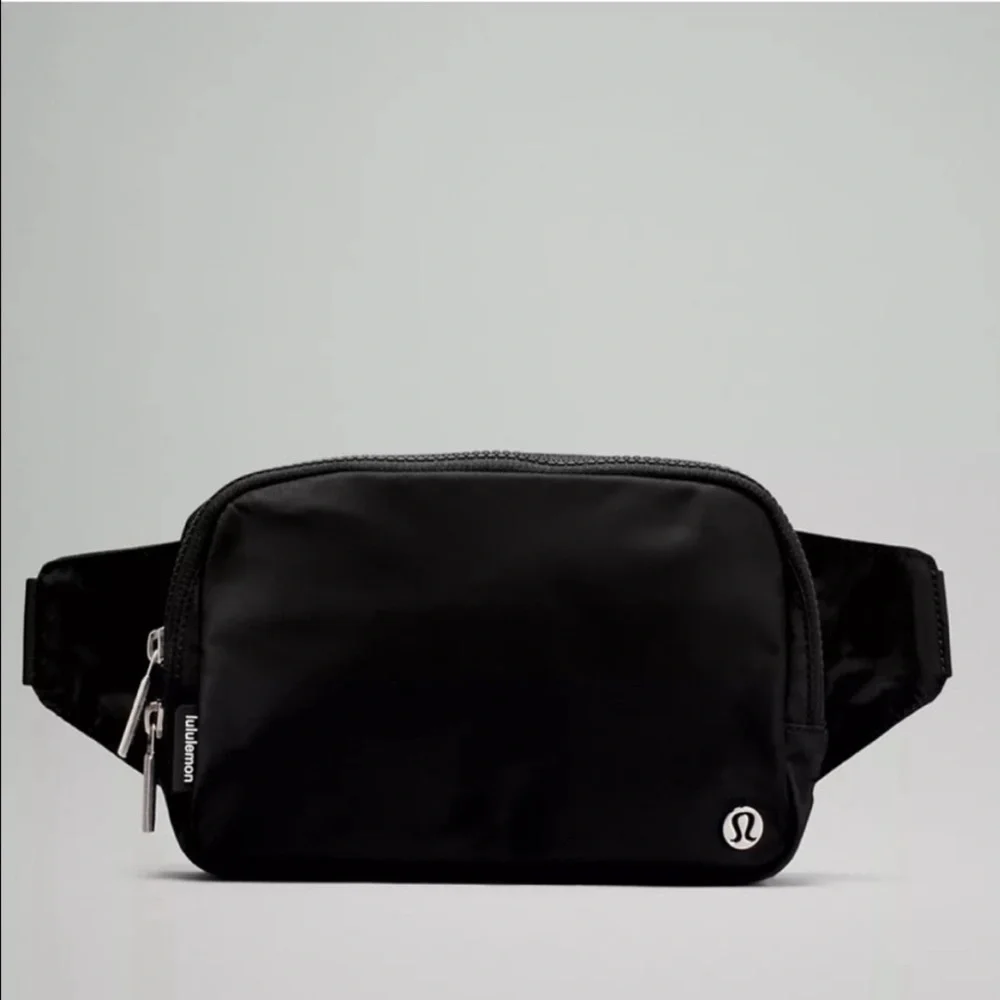 NWT LULULEMON EVERYWHERE BELT BAG - Picture 17 of 17